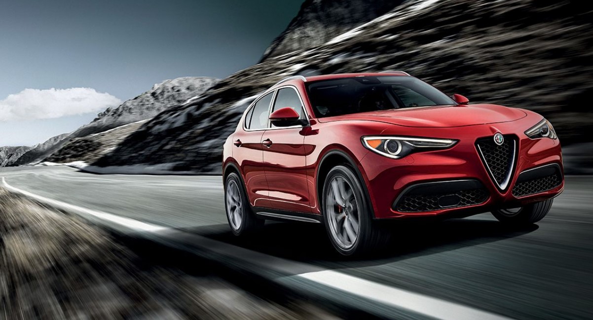 2018 Alfa Romeo Stelvio Ti Red Front Exterior